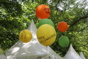 Menschen Mitmenschen Alltagsleben Portrait Freizeit Arbeitsleben Feste Feiern Glauben