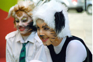 Menschen Mitmenschen Alltagsleben Portrait Freizeit Arbeitsleben Feste Feiern Glauben