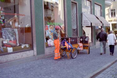 Menschen Mitmenschen Alltagsleben Portrait Freizeit Arbeitsleben Feste Feiern Glauben
