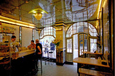 Menschen Mitmenschen Alltagsleben Portrait Freizeit Arbeitsleben Feste Feiern Glauben