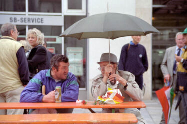 Menschen Mitmenschen Alltagsleben Portrait Freizeit Arbeitsleben Feste Feiern Glauben