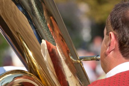 Schwermetall Blasmusik Musikinstrumente Blechbläser Holzbläser Brassband
