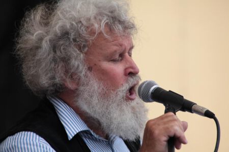 Schwermetall Blasmusik Musikinstrumente Blechbläser Holzbläser Brassband